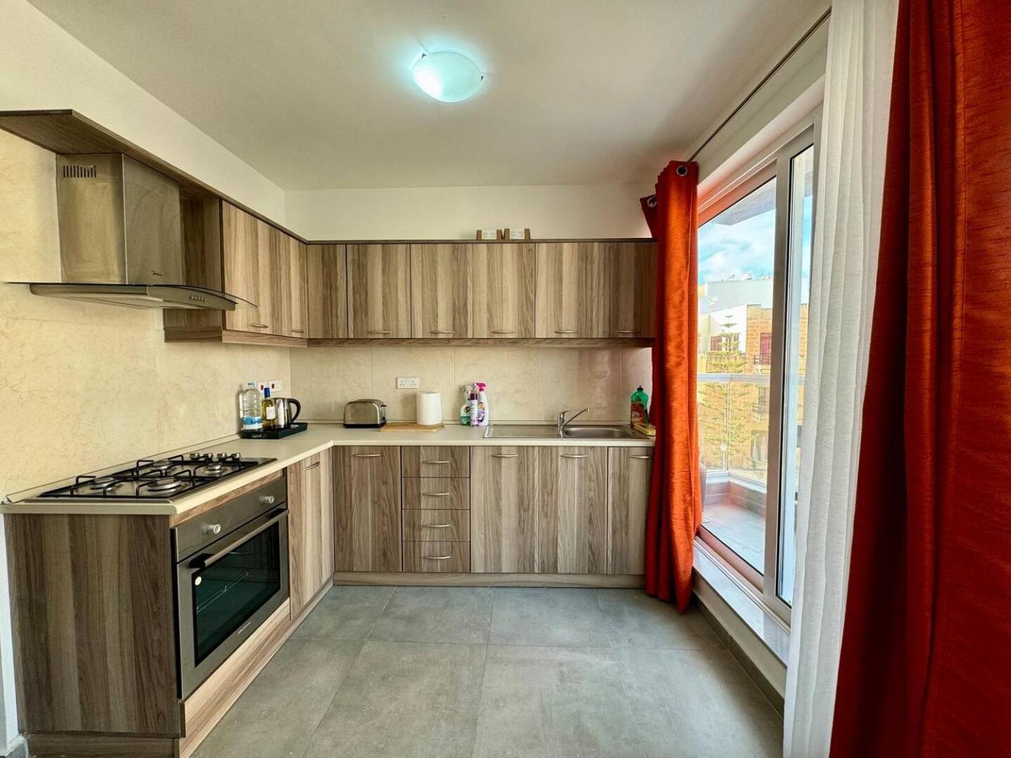 Mive-Delux Three Bedroom Apartment In Marsaskala Exterior photo